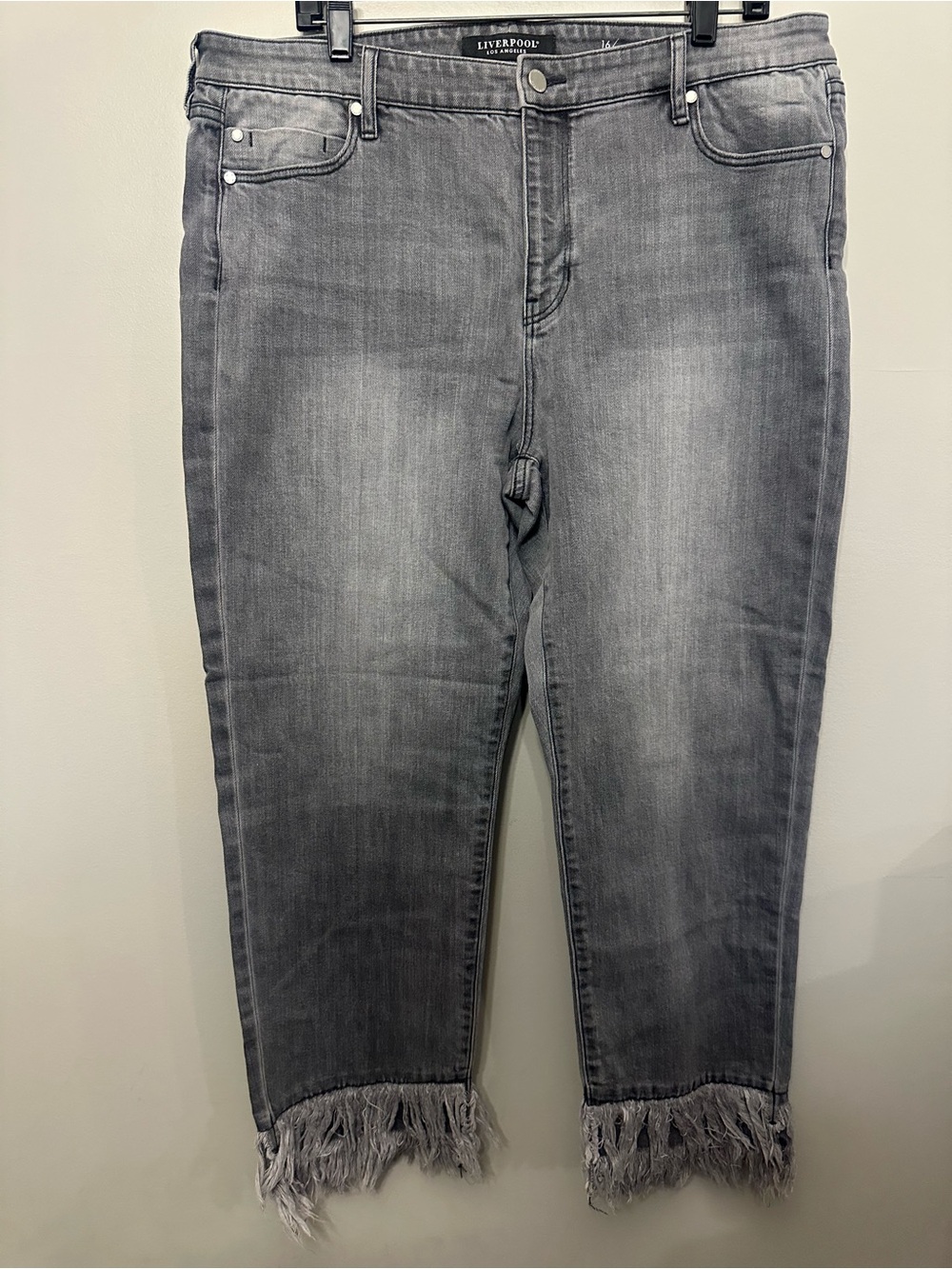 Liverpool Los Angeles Womens Jeans 16/33 Gray Fringe Hem Cropped Stretch Denim